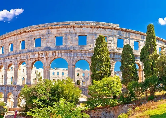 Jozephine 3 By Guide * Пула